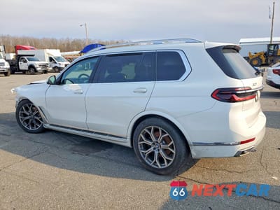 Drugie zdjęcie samochodu z przodu: 2025 BMW X7 XDRIVE40I VIN:5UX23EM02S9X95637 - miniatura