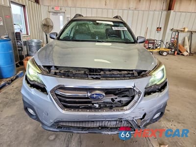 Piąte zdjęcie samochodu w środku: 2018 SUBARU OUTBACK 2.5I LIMITED VIN:4S4BSANC3J3313809 - miniatura