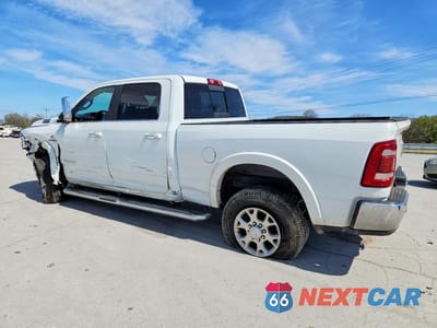 Drugie zdjęcie samochodu z przodu: 2022 RAM 2500 LARAMIE VIN:3C6UR5FL7NG412142 - miniatura