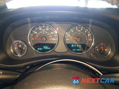 Zdjęcie 9 z 12 samochodu: 2013 JEEP WRANGLER UNLIMITED SPORT VIN:1C4BJWDG7DL681956 - miniatura