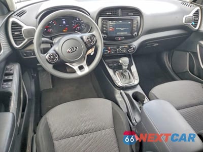 Zdjęcie 8 z 12 samochodu: 2021 KIA SOUL LX VIN:KNDJ23AU2M7149749 - miniatura