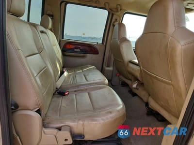 Zdjęcie 10 z 12 samochodu: 2006 FORD F250 SUPER DUTY VIN:1FTSW21P36EA10595 - miniatura