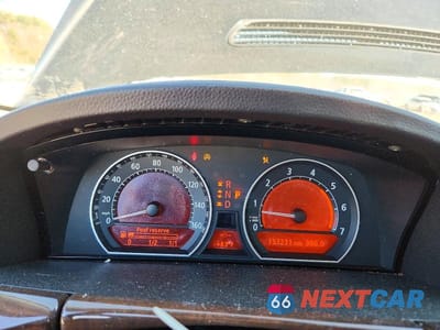 Zdjęcie 9 z 11 samochodu: 2006 BMW 750 LI VIN:WBAHN83596DT34634 - miniatura