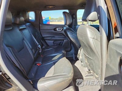 Zdjęcie 11 z 12 samochodu: 2023 JEEP COMPASS LATITUDE VIN:3C4NJDBN6PT535897 - miniatura