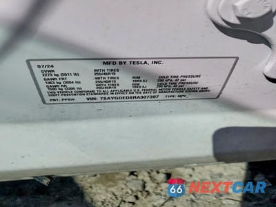 Zdjęcie 12 z 12 samochodu: 2024 TESLA MODEL Y VIN:7SAYGDED8RA307397 - miniatura