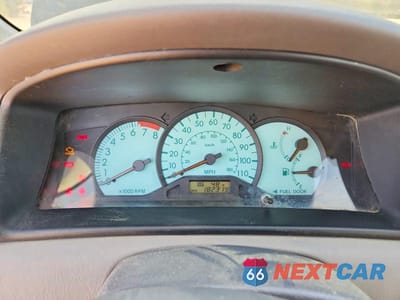 Zdjęcie 9 z 11 samochodu: 2003 TOYOTA COROLLA LE VIN:JTDBR32E830035642 - miniatura