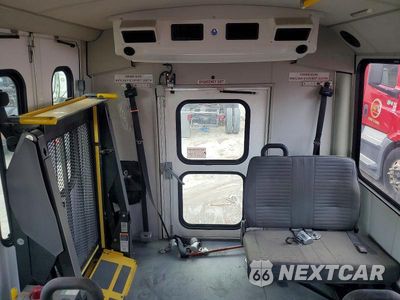 Zdjęcie 10 z 13 samochodu: 2019 FORD ECONOLINE E450 SUPER DUTY CUTAWAY VAN VIN:1FDFE4FS0KDC03215 - miniatura