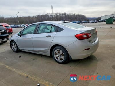 Drugie zdjęcie samochodu z przodu: 2018 CHEVROLET CRUZE LS VIN:1G1BC5SM3J7243834 - miniatura