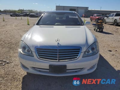 Piąte zdjęcie samochodu w środku: 2007 MERCEDES-BENZ S 550 VIN:WDDNG71X37A064484 - miniatura