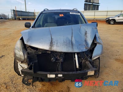 Piąte zdjęcie samochodu w środku: 2015 NISSAN ROGUE SELECT S VIN:JN8AS5MV5FW261734 - miniatura