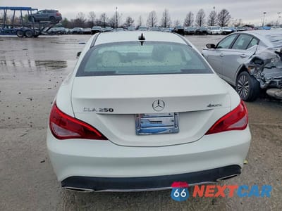 Zdjęcie 6 z 11 samochodu: 2018 MERCEDES-BENZ CLA 250 4MATIC VIN:WDDSJ4GB9JN542907 - miniatura