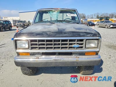 Piąte zdjęcie samochodu w środku: 1987 FORD RANGER VIN:1FTCR11T1RUA35314 - miniatura