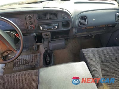 Zdjęcie 8 z 12 samochodu: 2001 DODGE RAM 1500 VIN:1B7HF16Y91S166446 - miniatura