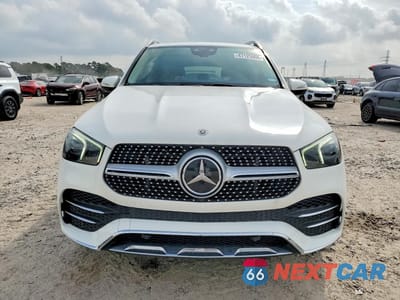 Piąte zdjęcie samochodu w środku: 2021 MERCEDES-BENZ GLE 450 4MATIC VIN:4JGFB5KB3MA377806 - miniatura