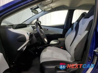 Zdjęcie 7 z 12 samochodu: 2016 TOYOTA PRIUS THREE VIN:JTDKARFU2G3503199 - miniatura