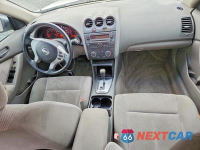 Zdjęcie 8 z 12 samochodu: 2009 NISSAN ALTIMA 2.5 VIN:1N4AL21E49N416317 - miniatura