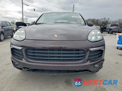 Piąte zdjęcie samochodu w środku: 2016 PORSCHE CAYENNE VIN:WP1AA2A25GLA10933 - miniatura