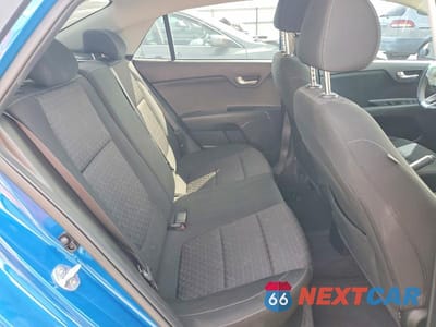 Zdjęcie 10 z 13 samochodu: 2021 KIA RIO S VIN:3KPA24AD7ME403526 - miniatura