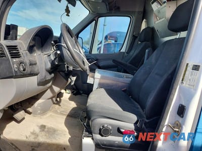 Zdjęcie 7 z 12 samochodu: 2016 MERCEDES-BENZ SPRINTER 3500 VIN:WD3PF1CD6GP198788 - miniatura