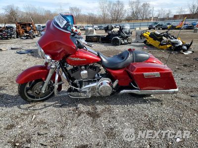 Trzecie zdjęcie samochodu z tyłu: 2012 HARLEY-DAVIDSON FLHX STREET GLIDE VIN:1HD1KBM18CB649338 - miniatura