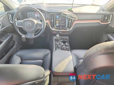 Zdjęcie 8 z 13 samochodu: 2022 VOLVO S60 T8 RECHARGE R-DESIGN EXPRESSIO VIN:7JRBR0FZ9NG162875 - miniatura