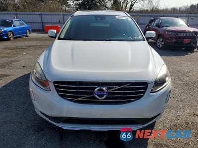 Piąte zdjęcie samochodu w środku: 2015 VOLVO XC60 T5 PREMIER VIN:YV4612RK5F2730052 - miniatura