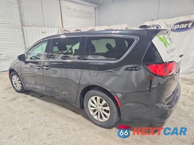 Drugie zdjęcie samochodu z przodu: 2019 CHRYSLER PACIFICA TOURING PLUS VIN:2C4RC1FGXKR507702 - miniatura