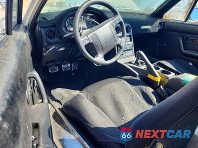 Zdjęcie 8 z 12 samochodu: 1991 MAZDA MX-5 MIATA VIN:JM1NA3519M1220517 - miniatura