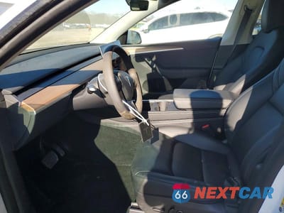 Zdjęcie 7 z 12 samochodu: 2023 TESLA MODEL Y VIN:7SAYGDEE8PA173058 - miniatura