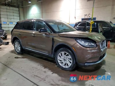 Czwarte zdjęcie samochodu z boku: 2022 LINCOLN CORSAIR VIN:5LMCJ1C90NUL13827 - miniatura
