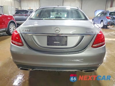 Zdjęcie 6 z 11 samochodu: 2015 MERCEDES-BENZ C 300 4MATIC VIN:55SWF4KB7FU060848 - miniatura