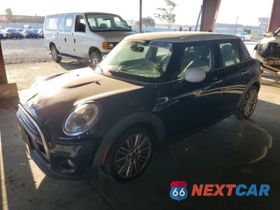 2018 MINI COOPER WMWXU1C58J2F81107 - główne zdjęcie licytacji z USA - miniatura