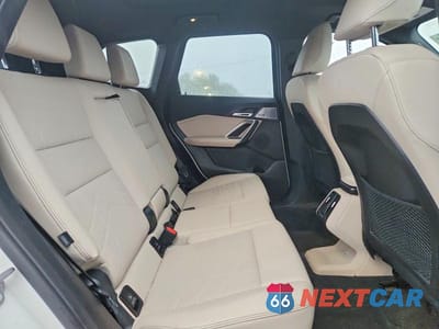 Zdjęcie 10 z 12 samochodu: 2023 BMW X1 XDRIVE28I VIN:WBX73EF06P5W30891 - miniatura
