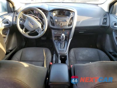 Zdjęcie 8 z 11 samochodu: 2016 FORD FOCUS SE VIN:1FADP3F26GL216649 - miniatura
