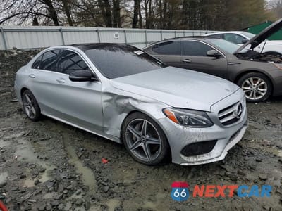 Czwarte zdjęcie samochodu z boku: 2018 MERCEDES-BENZ C 300 4MATIC VIN:55SWF4KB5JU282572 - miniatura