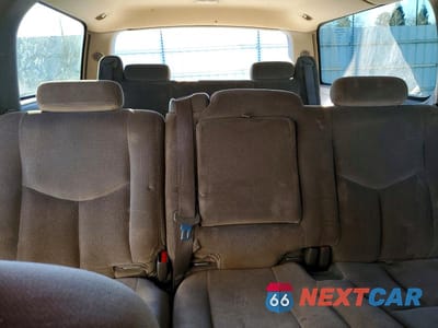 Zdjęcie 10 z 13 samochodu: 2004 GMC YUKON XL K1500 VIN:3GKFK16T34G222498 - miniatura