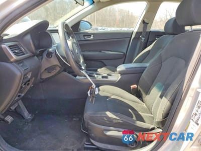 Zdjęcie 7 z 11 samochodu: 2018 KIA OPTIMA LX VIN:5XXGT4L39JG179867 - miniatura