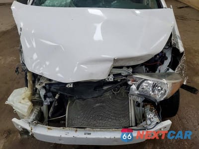 Zdjęcie 11 z 13 samochodu: 2015 TOYOTA YARIS 5-DOOR L VIN:VNKKTUD39FA036436 - miniatura