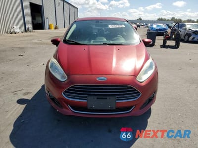 Piąte zdjęcie samochodu w środku: 2014 FORD FIESTA TITANIUM VIN:3FADP4CJ9EM150806 - miniatura