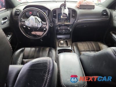 Zdjęcie 8 z 12 samochodu: 2016 CHRYSLER 300 S VIN:2C3CCAGG2GH152451 - miniatura