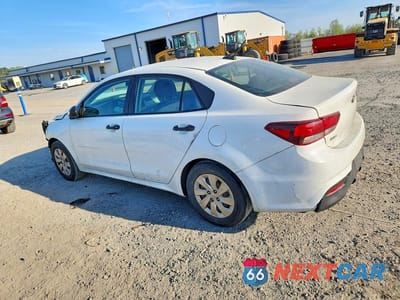 Drugie zdjęcie samochodu z przodu: 2018 KIA RIO LX VIN:3KPA24AB7JE054829 - miniatura