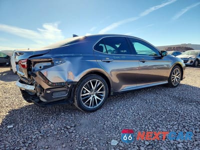 Trzecie zdjęcie samochodu z tyłu: 2024 TOYOTA CAMRY XLE VIN:4T1F31AK4RU630919 - miniatura
