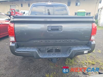 Zdjęcie 6 z 12 samochodu: 2016 TOYOTA TACOMA SR V6 VIN:3TMCZ5AN6GM014356 - miniatura