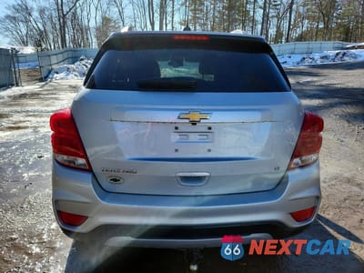 Zdjęcie 6 z 13 samochodu: 2018 CHEVROLET TRAX 1LT VIN:3GNCJPSB6JL230459 - miniatura