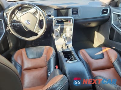 Zdjęcie 8 z 14 samochodu: 2017 VOLVO V60 CROSS COUNTRY PREMIER VIN:YV440MWK5H1038683 - miniatura