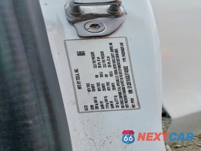 Zdjęcie 12 z 12 samochodu: 2020 TESLA MODEL 3 VIN:5YJ3E1EA3LF745952 - miniatura