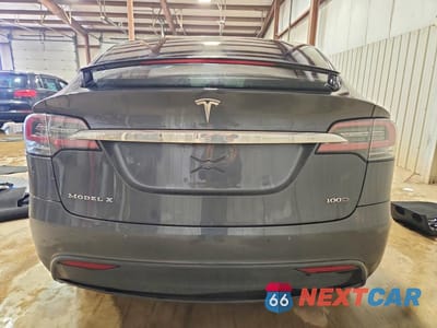 Zdjęcie 6 z 12 samochodu: 2018 TESLA MODEL X VIN:5YJXCDE26JF132416 - miniatura