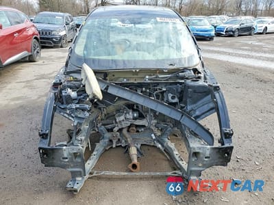 Piąte zdjęcie samochodu w środku: 2022 HONDA CR-V EX VIN:2HKRW2H58NH629226 - miniatura