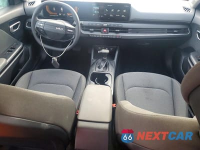 Zdjęcie 8 z 11 samochodu: 2025 KIA K4 LXS VIN:3KPFT4DE6SE120250 - miniatura