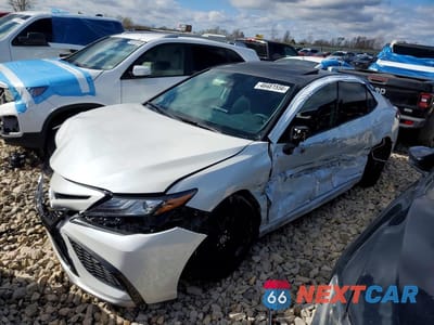 2022 TOYOTA CAMRY HYBRID XSE 4T1K31AK6NU044442 - główne zdjęcie licytacji z USA - miniatura